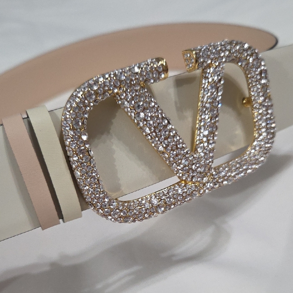 Valentino Garavani Cream Belt with Gold Sparkle Buckle - Picture 10 of 15